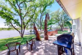 Sunny Days Lake Retreat - Main house & Casita B